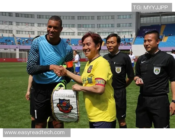 香港足球明星队各成员职责详解与团队协作分析 香港足球明星队各成员职责详解与团队协作分析