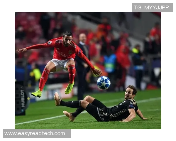 欧冠足球明星翘嘴背后的故事与他们的精彩瞬间解析